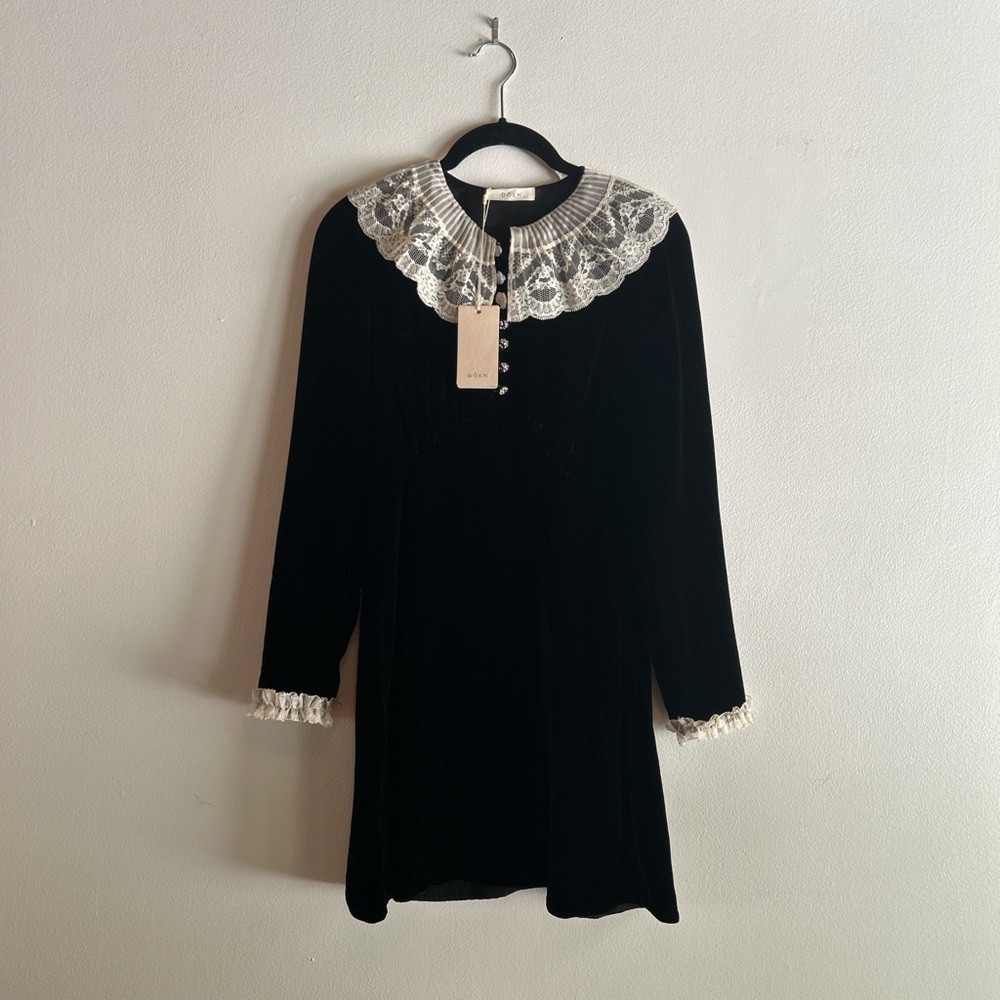 Doen Black Velvet Dress with Cream Lace Collar